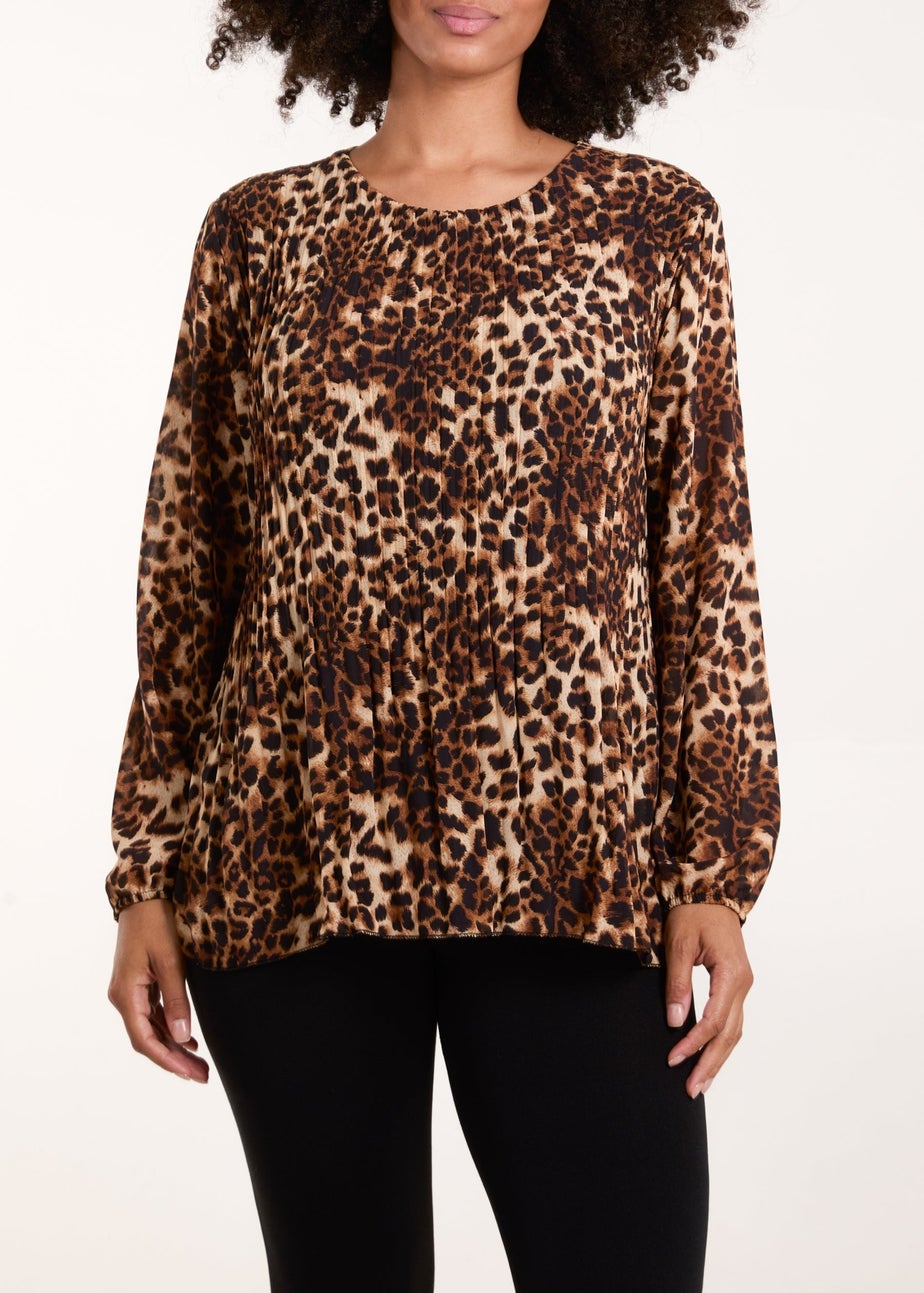 Blue Vanilla Brown Leopard Print Pleated Top