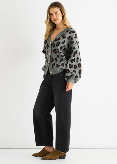 Gini London Grey Animal Print Knit Short Cardigan