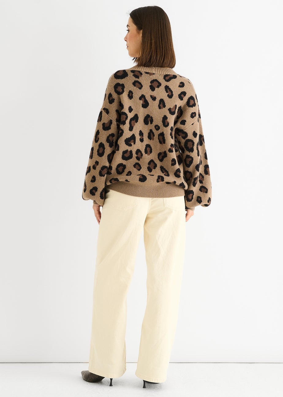 Gini London Camel Animal Print Knit Short Cardigan