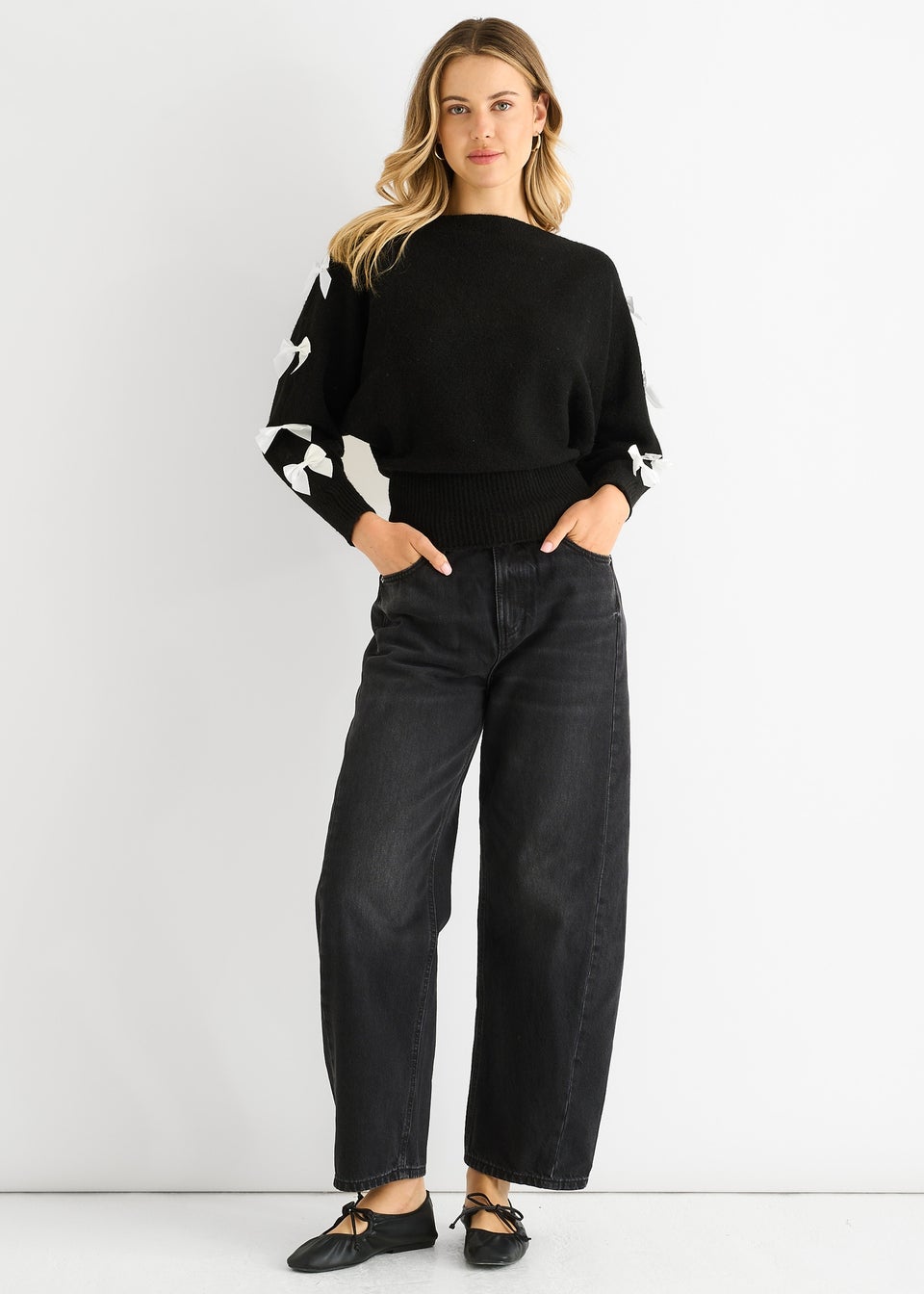 Gini London Black Slash Neck Crop Bow Knit Jumper