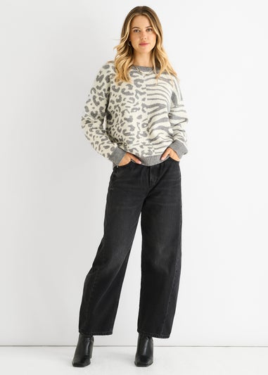 Gini London Grey Contrast Zebra Animal Knit Jumper