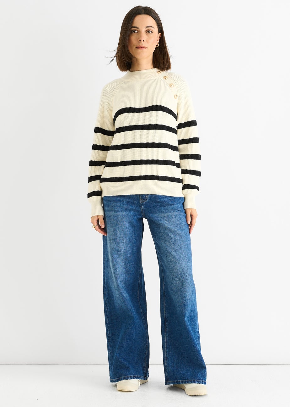 Gini London Cream Stripe Cable Knit Button Oversized Jumper