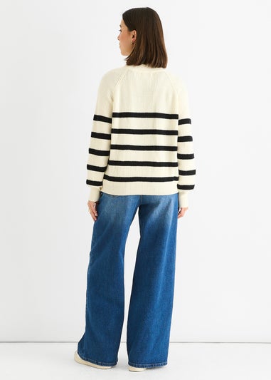 Gini London Cream Stripe Cable Knit Button Oversized Jumper
