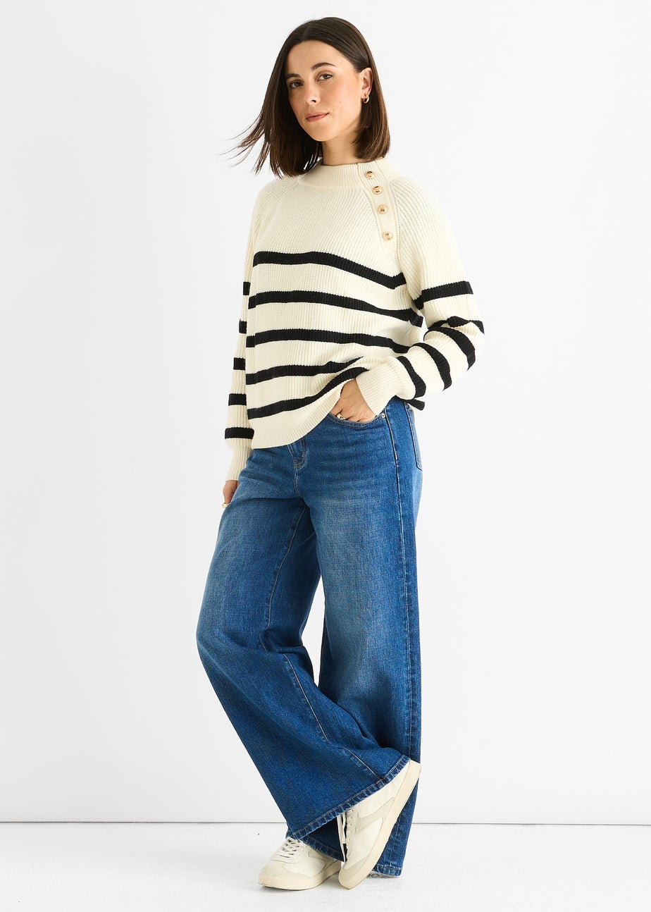 Gini London Cream Stripe Cable Knit Button Oversized Jumper