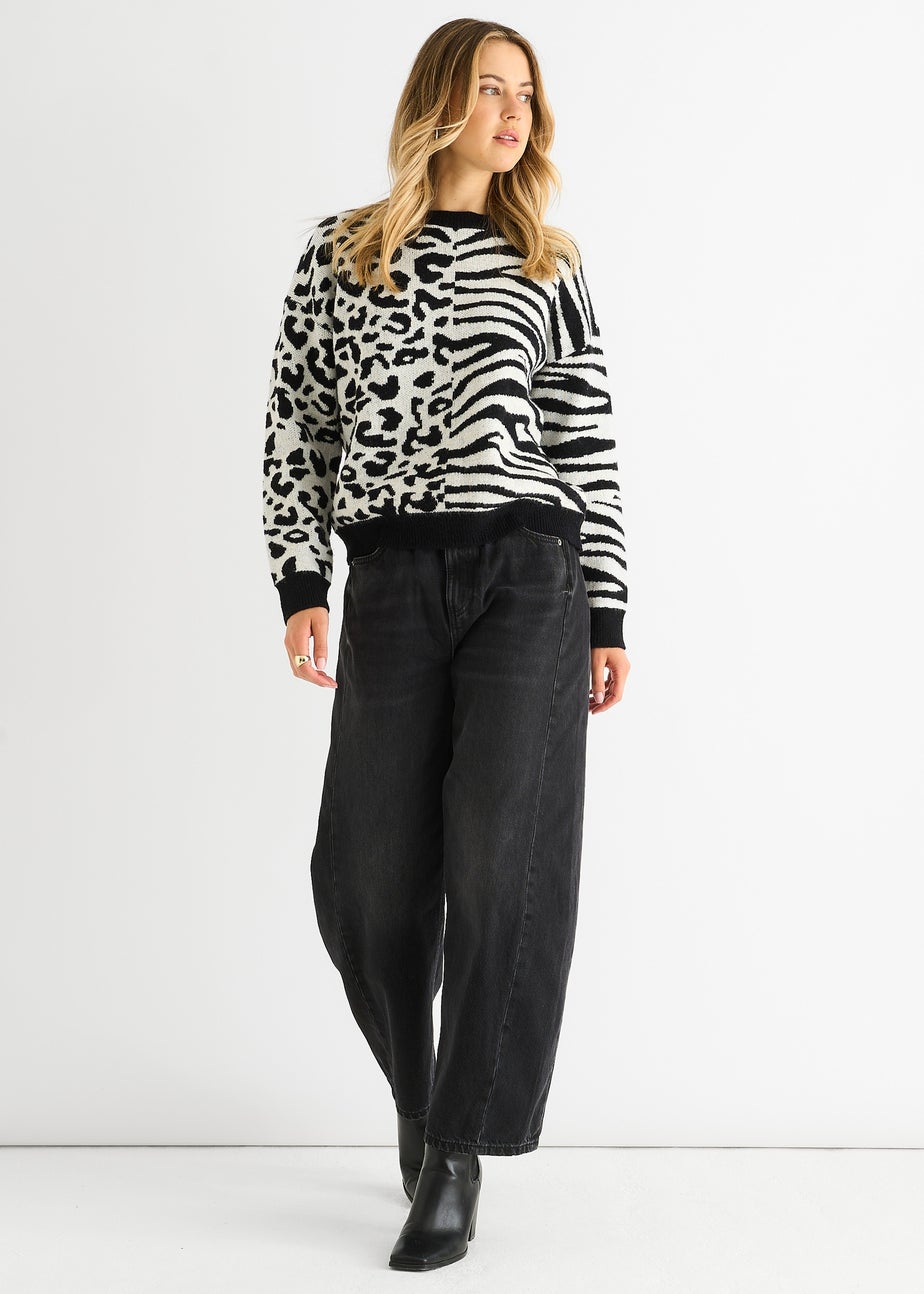 Gini London Black Contrast Zebra Animal Knit Jumper