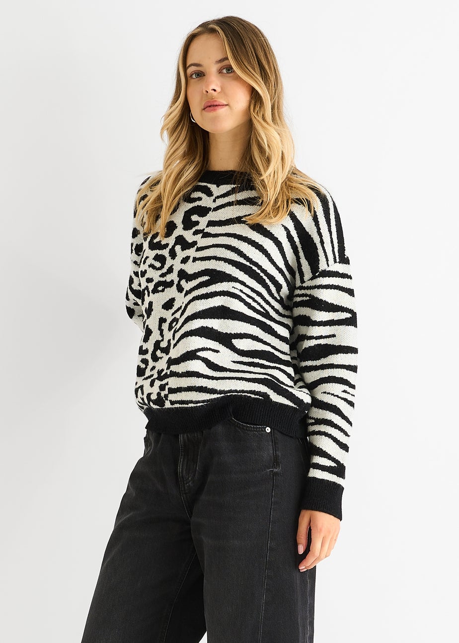 Gini London Black Contrast Zebra Animal Knit Jumper