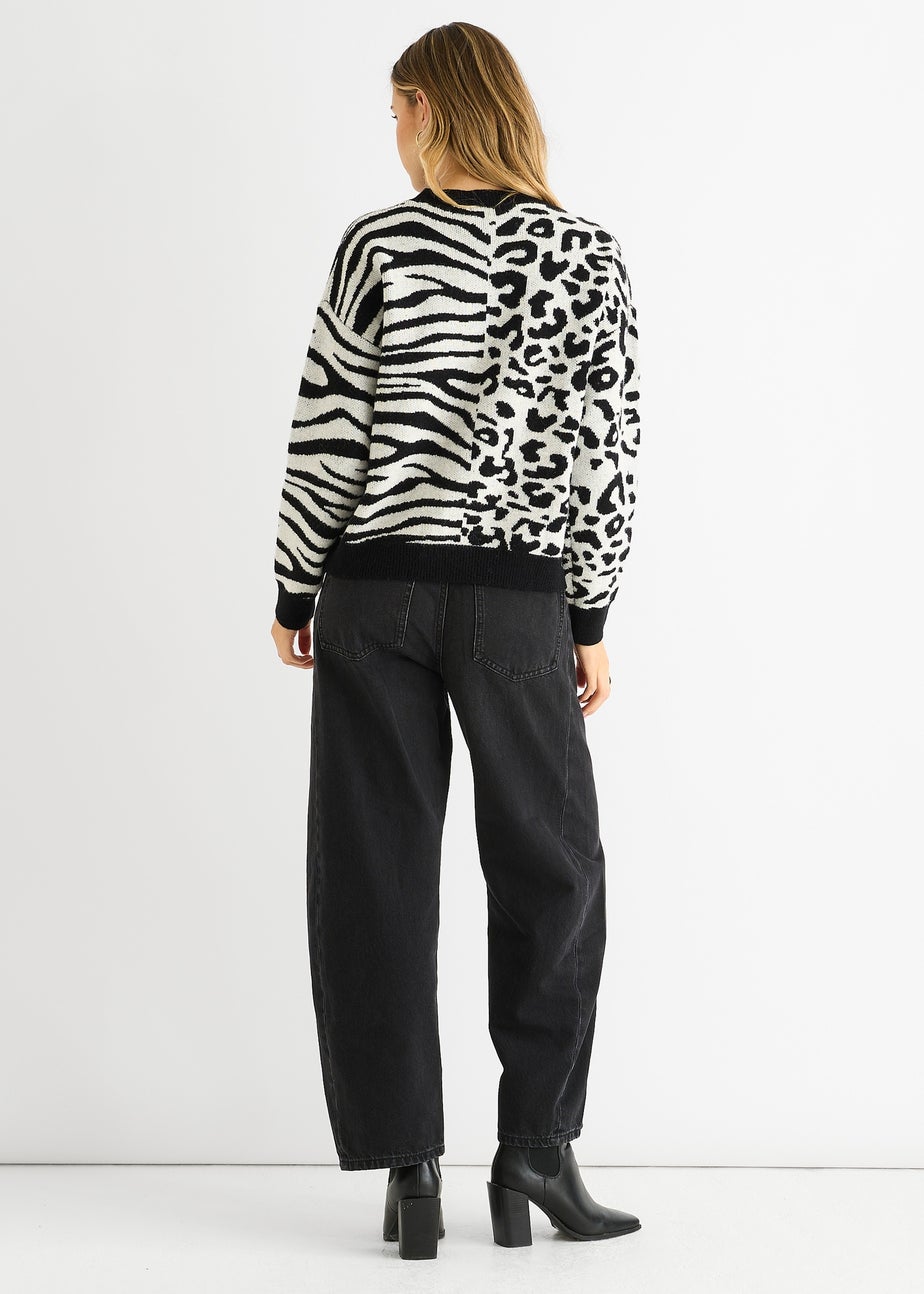 Gini London Black Contrast Zebra Animal Knit Jumper