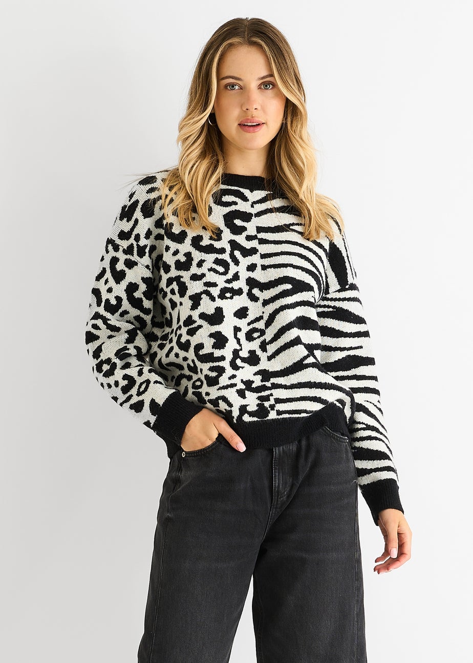 Gini London Black Contrast Zebra Animal Knit Jumper