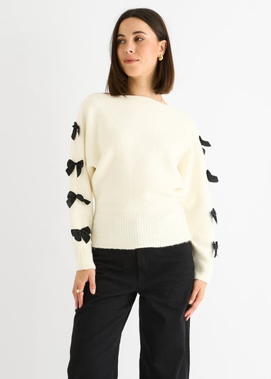 Gini London Cream Slash Neck Crop Bow Knit Jumper