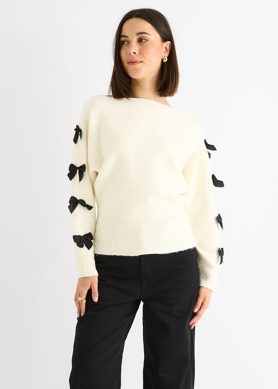 Gini London Cream Slash Neck Crop Bow Knit Jumper