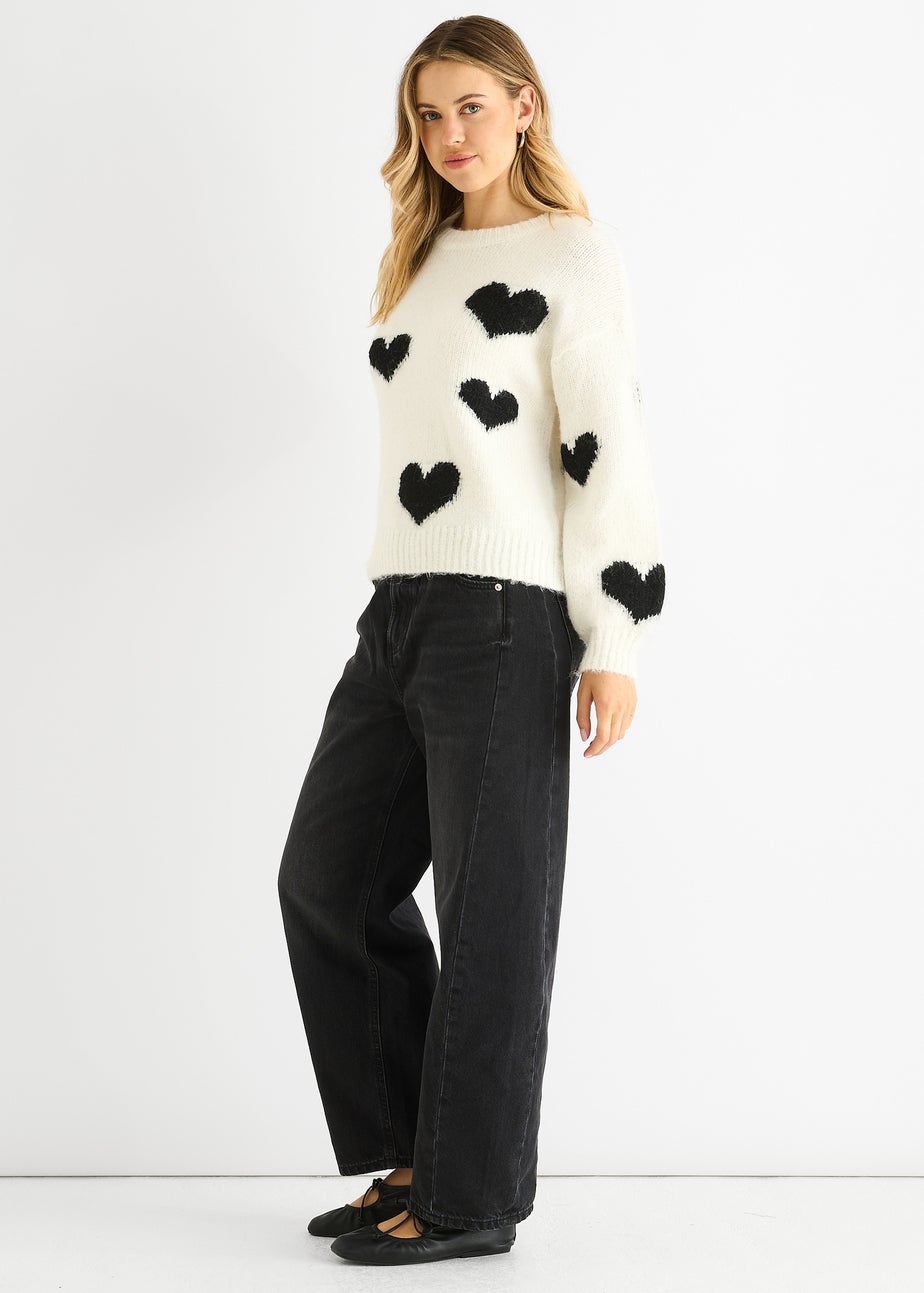 Gini London Cream Contrast Heart Oversized Knit Jumper