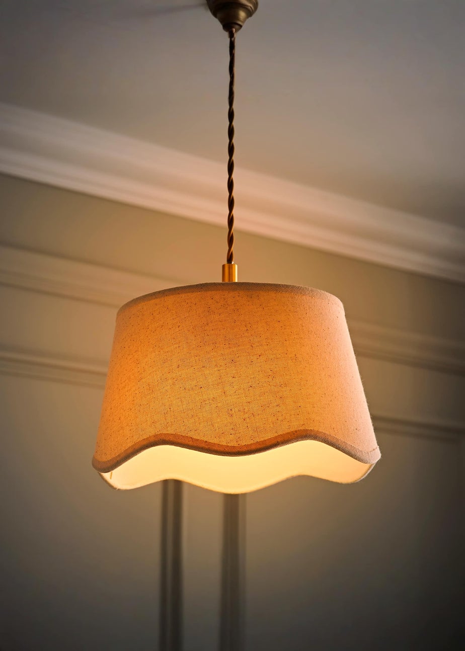 ValueLights Mabel Small Scalloped Natural Easy Fit Lampshade