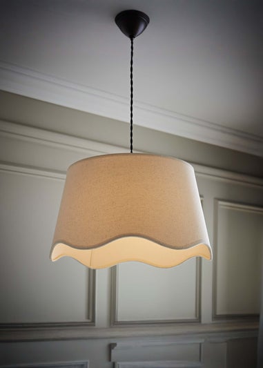 ValueLights Mabel Large Scalloped Natural Easy Fit Lampshade