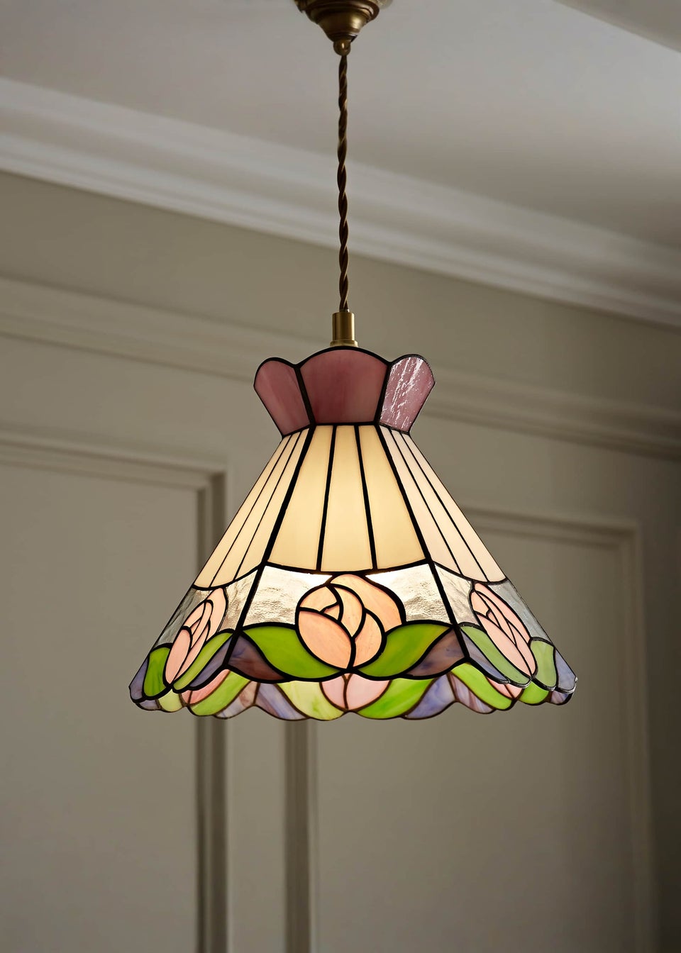 ValueLights Evelyn Tiffany Rose Glass Easy Fit Lampshade