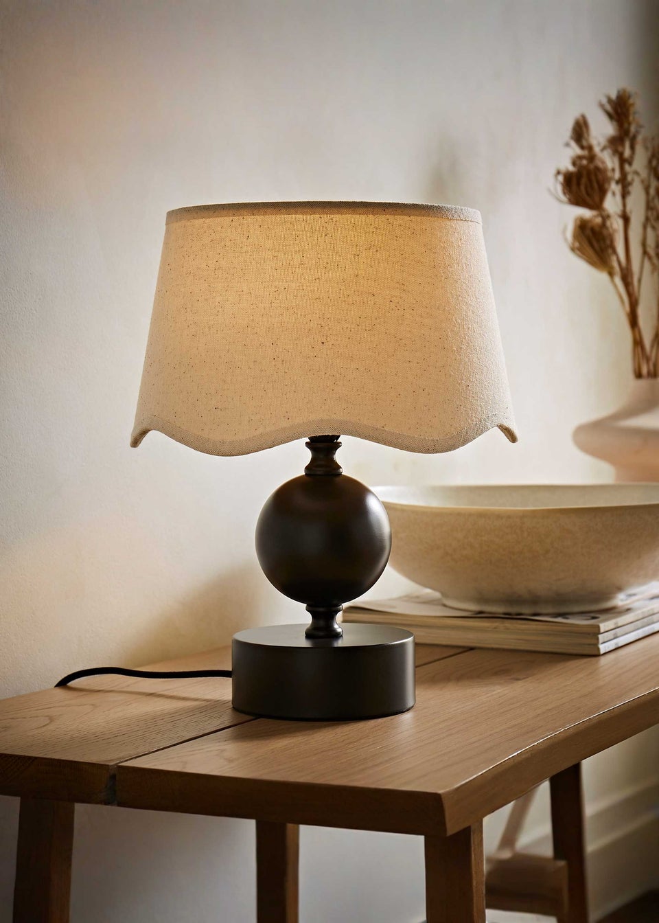 ValueLights Anthony Candlestick Table Lamp with Scallop Trim Lampshade