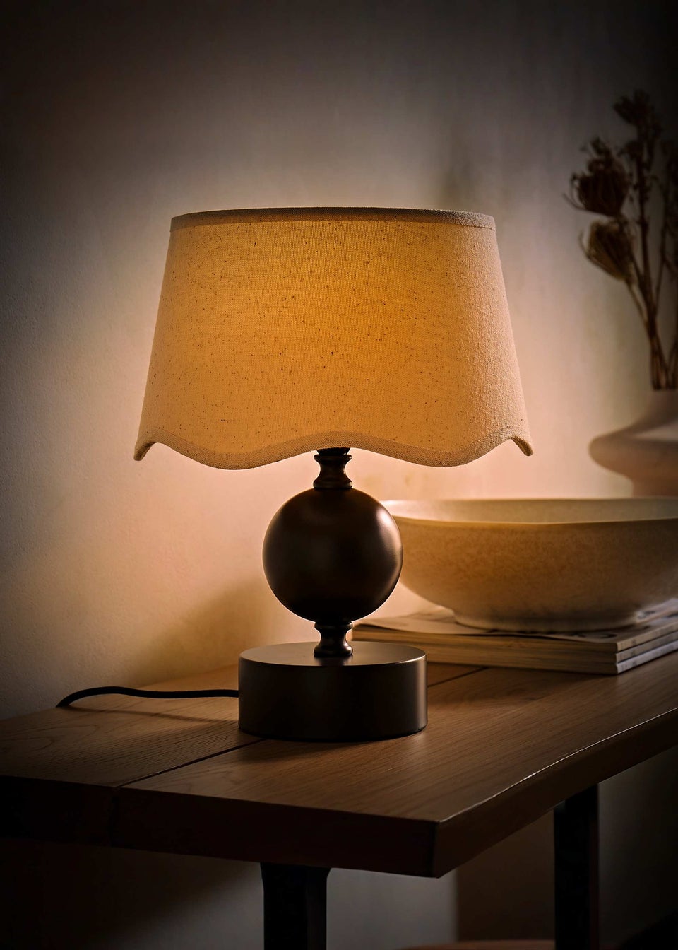 ValueLights Anthony Candlestick Table Lamp with Scallop Trim Lampshade