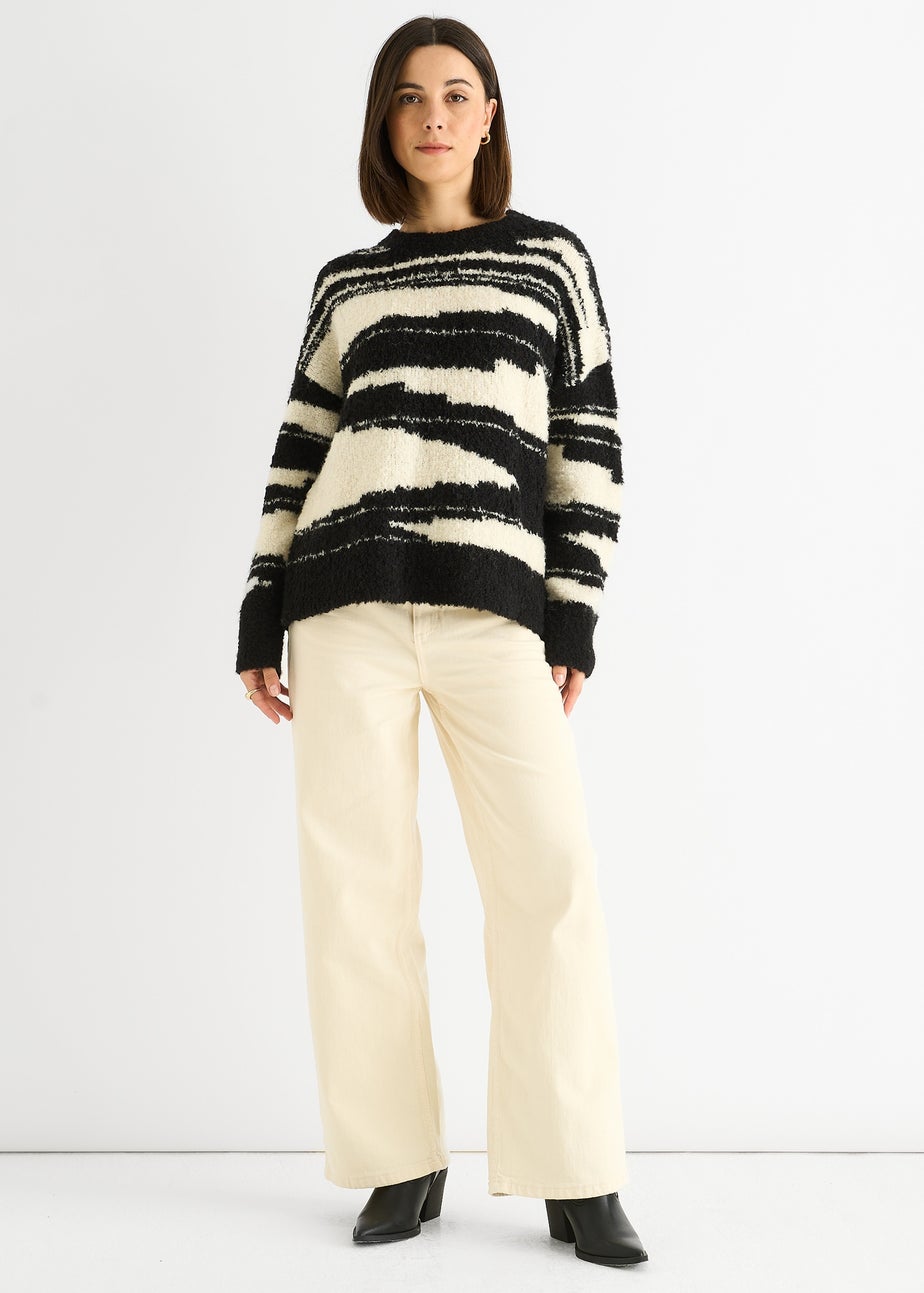 Gini London Mono Abstract Oversized Recycle Knit Jumper