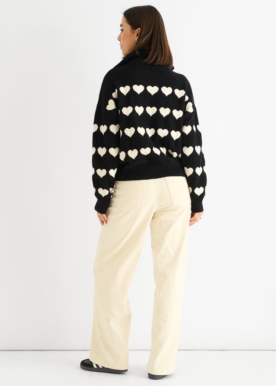 Gini London Black Heart Zip Up Loose Fit Knit Jumper