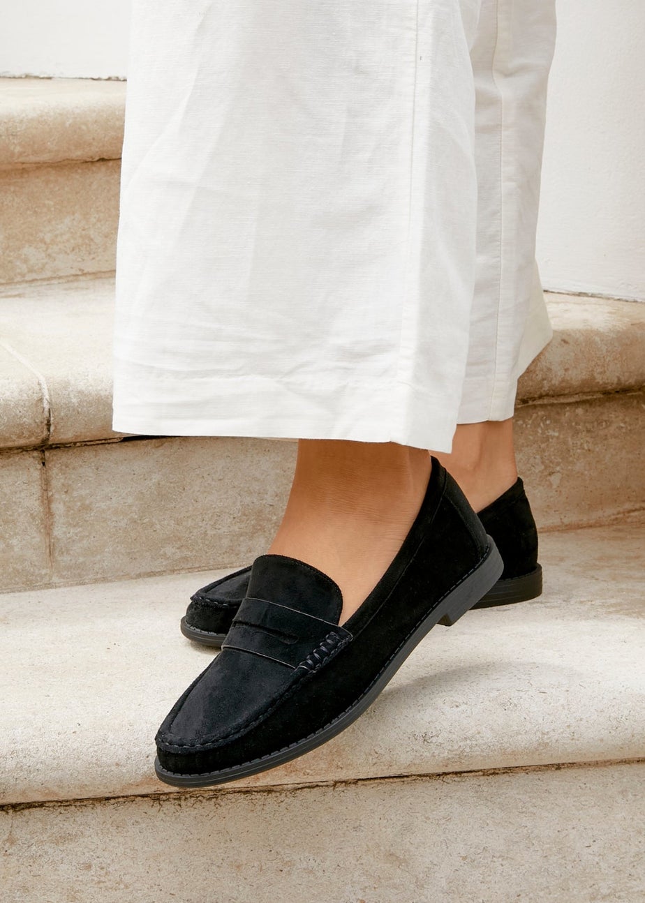 Linzi Precise Black Faux Suede Classic Loafer