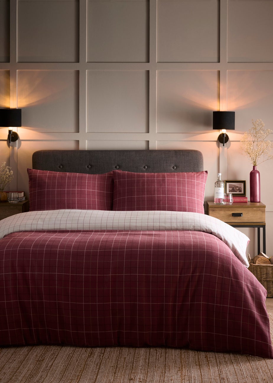 Dreams & Drapes Wynn Brushed Burgundy Duvet Cover Set