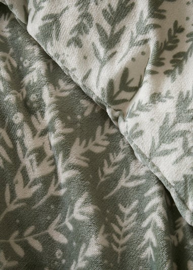 Fusion Winter Foliage Soft Fleece Green Duvet Cover Set