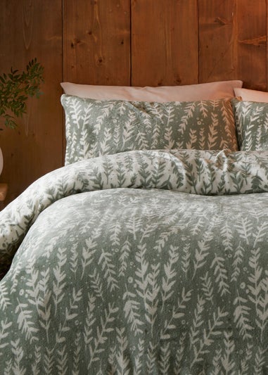 Fusion Winter Foliage Soft Fleece Green Duvet Cover Set