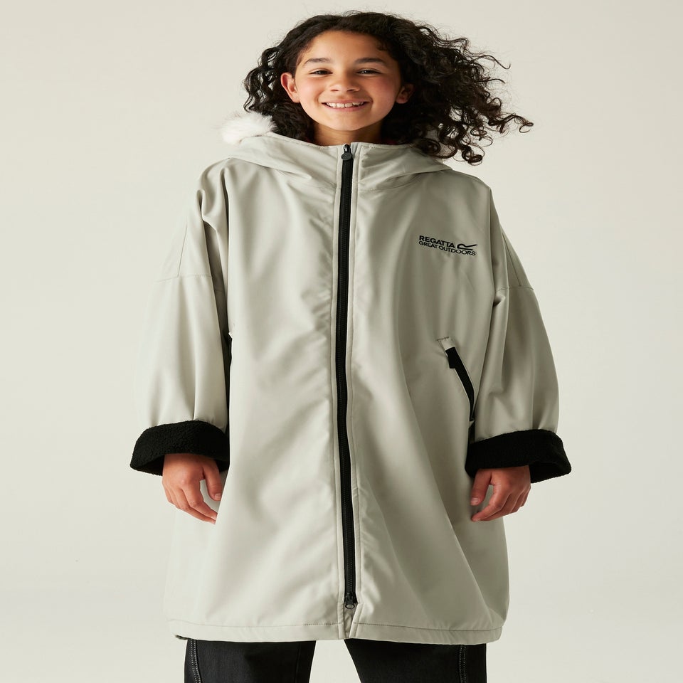 Regatta White Kids' Changing Robe (Age 3-13 years)