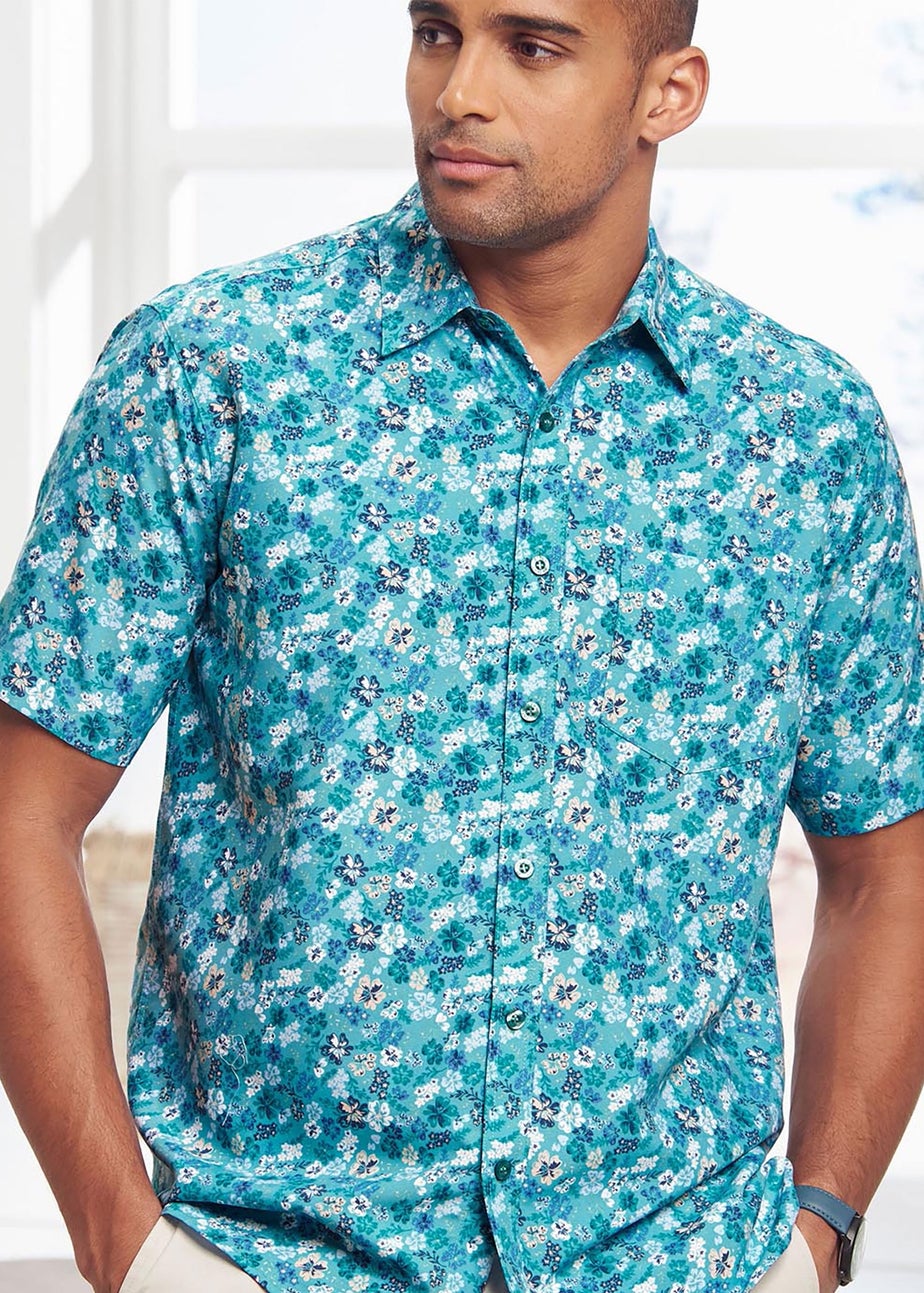 Cotton Traders Light Jade Short Sleeve Classic Soft Touch Print Shirt