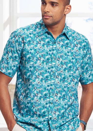 Cotton Traders Light Jade Short Sleeve Classic Soft Touch Print Shirt