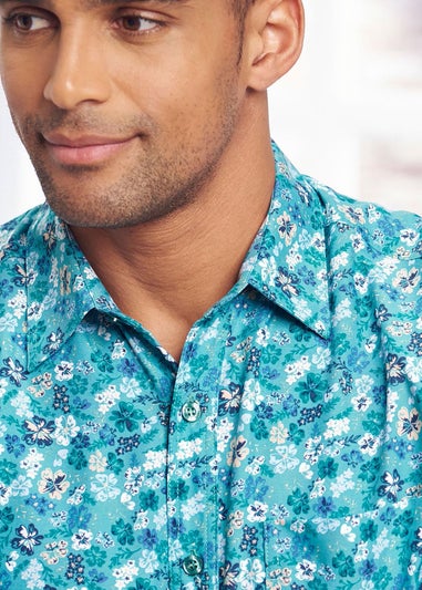 Cotton Traders Light Jade Short Sleeve Classic Soft Touch Print Shirt