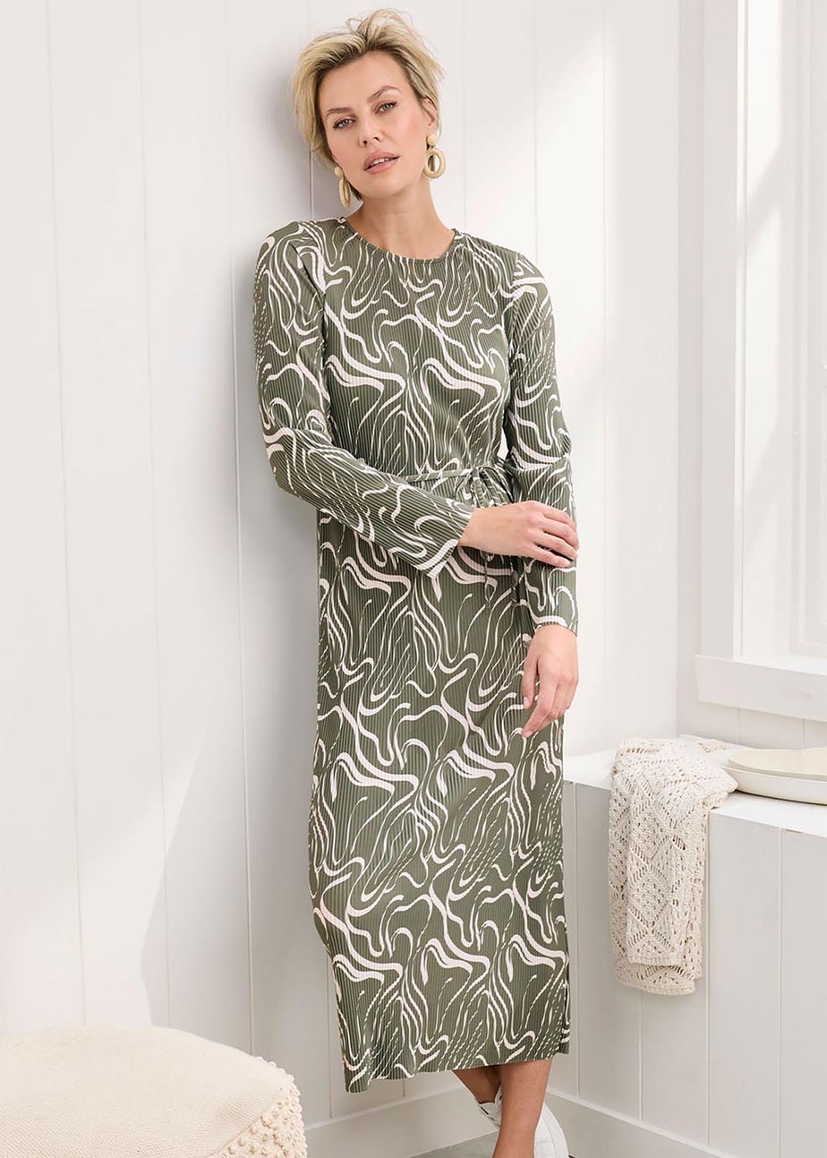 Cotton Traders Pistachio Plisse Printed Jersey Maxi Dress