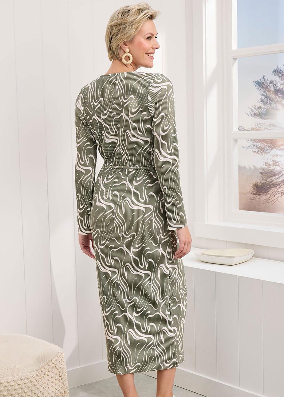 Cotton Traders Pistachio Plisse Printed Jersey Maxi Dress