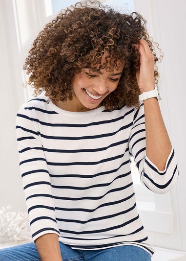 Cotton Traders Ivory Wrinkle Free 3/4 Sleeve Boat Neck Top