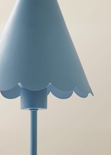 ValueLights Hattie Blue Scallop Rechargeable Table Lamp