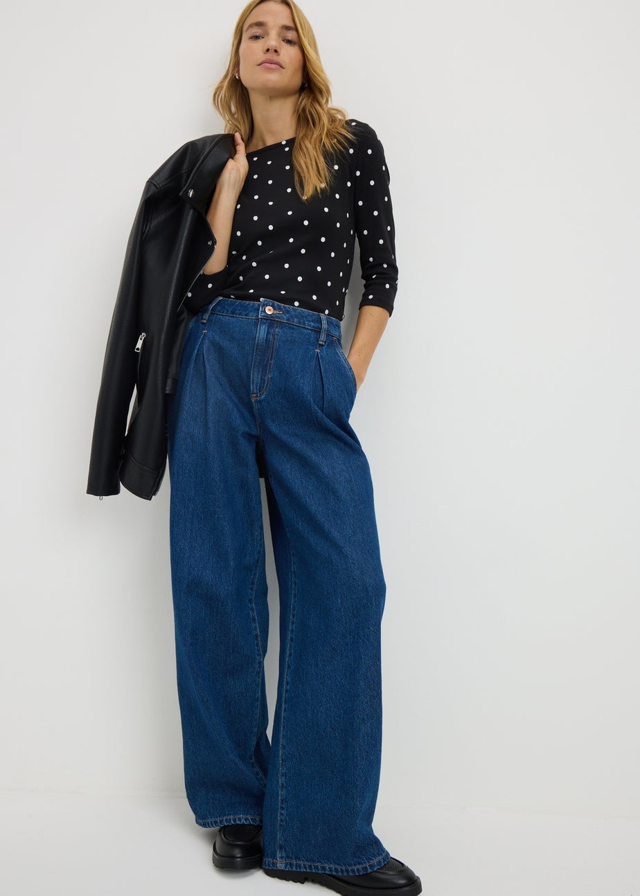 Black Spot Print Fitted 3/4 Sleeve Top