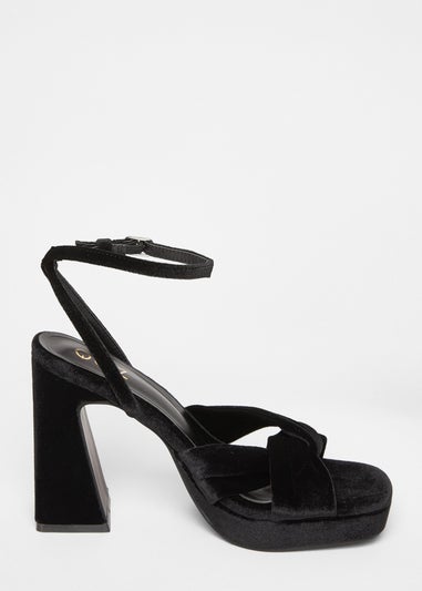 Quiz Black Knot Front Platform Heels
