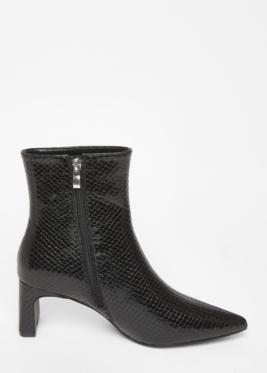 Quiz Black Snake Print Ankle Boots