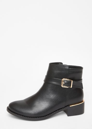 Quiz Black Wide Fit Buckle Chelsea Boots