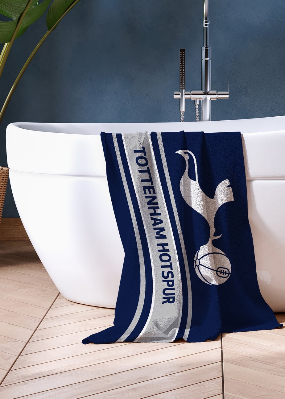 Tottenham Hotspur Blue Line Bath Towel
