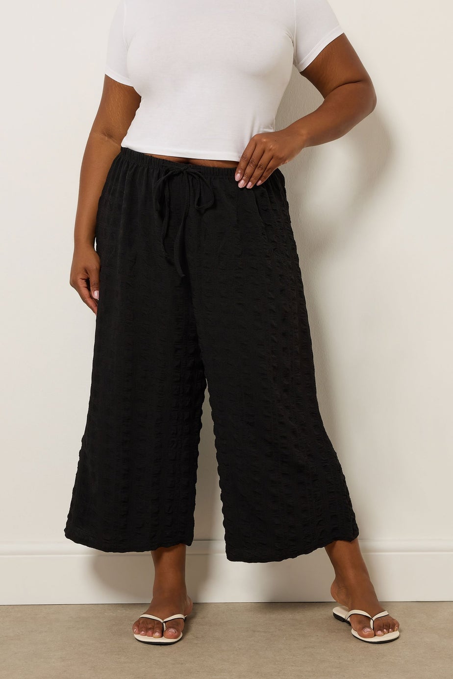 Yours Curve Black Textured Tie Waist Culottes
