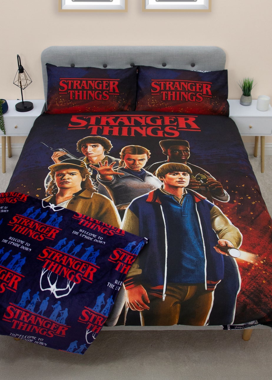 Stranger Things Flames Black Duvet Cover