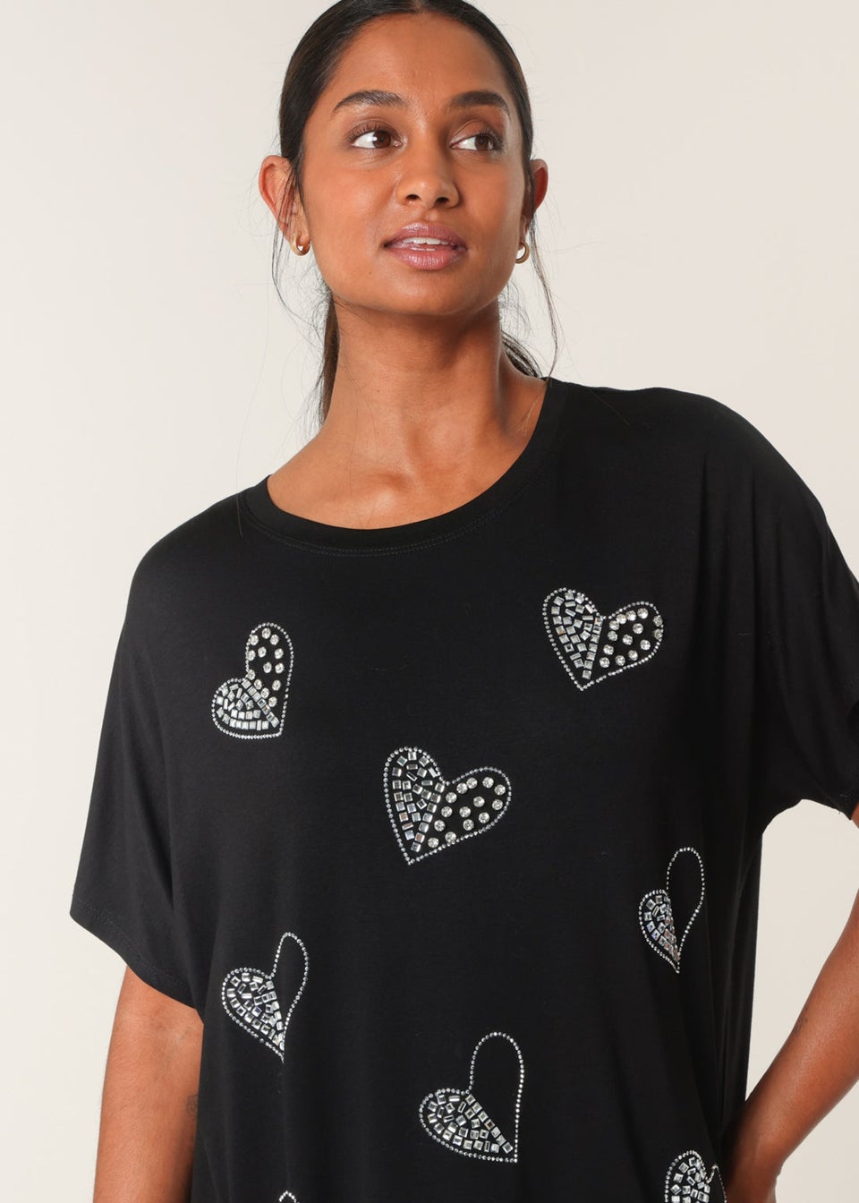 Blue Vanilla Black Round Neck Diamante Heart Detailing T-Shirt