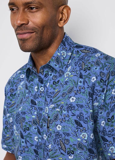 Cotton Traders Misty Blue Guinness TM 1/2 Short Sleeve Soft Touch Floral Print Shirt