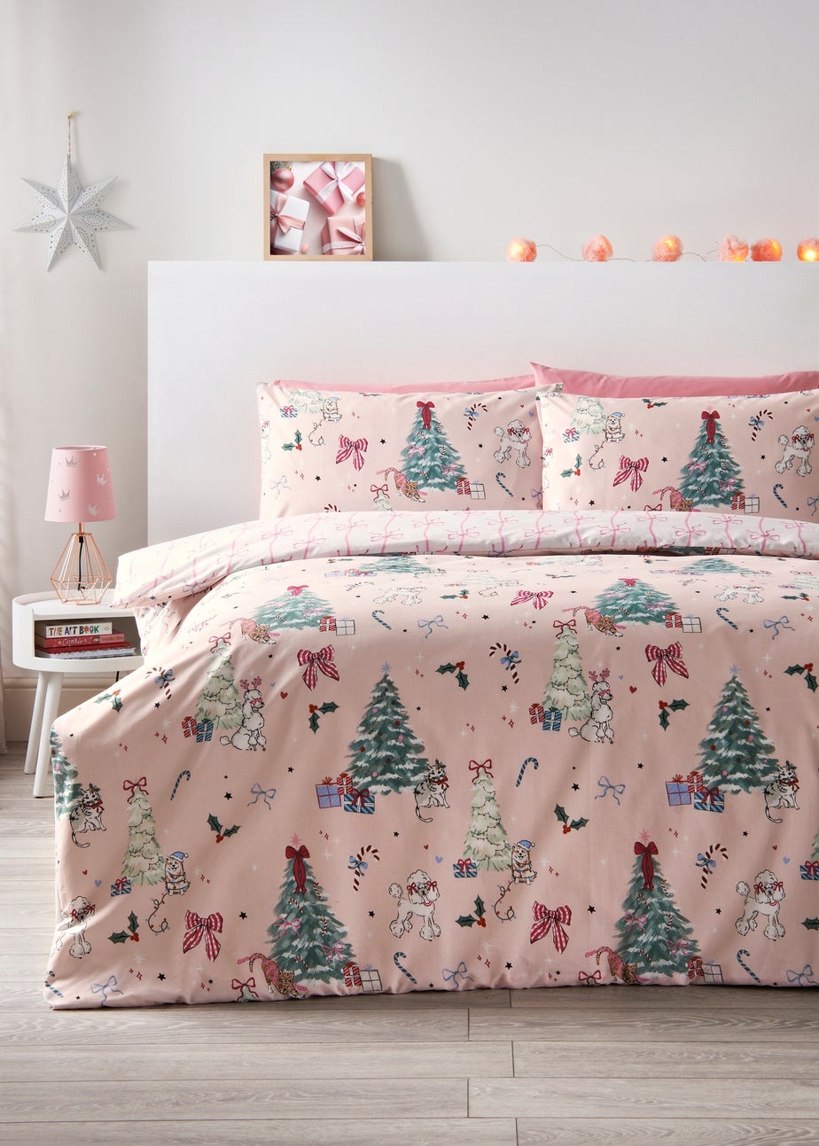 Pink Christmas Dog Scene Duvet Set