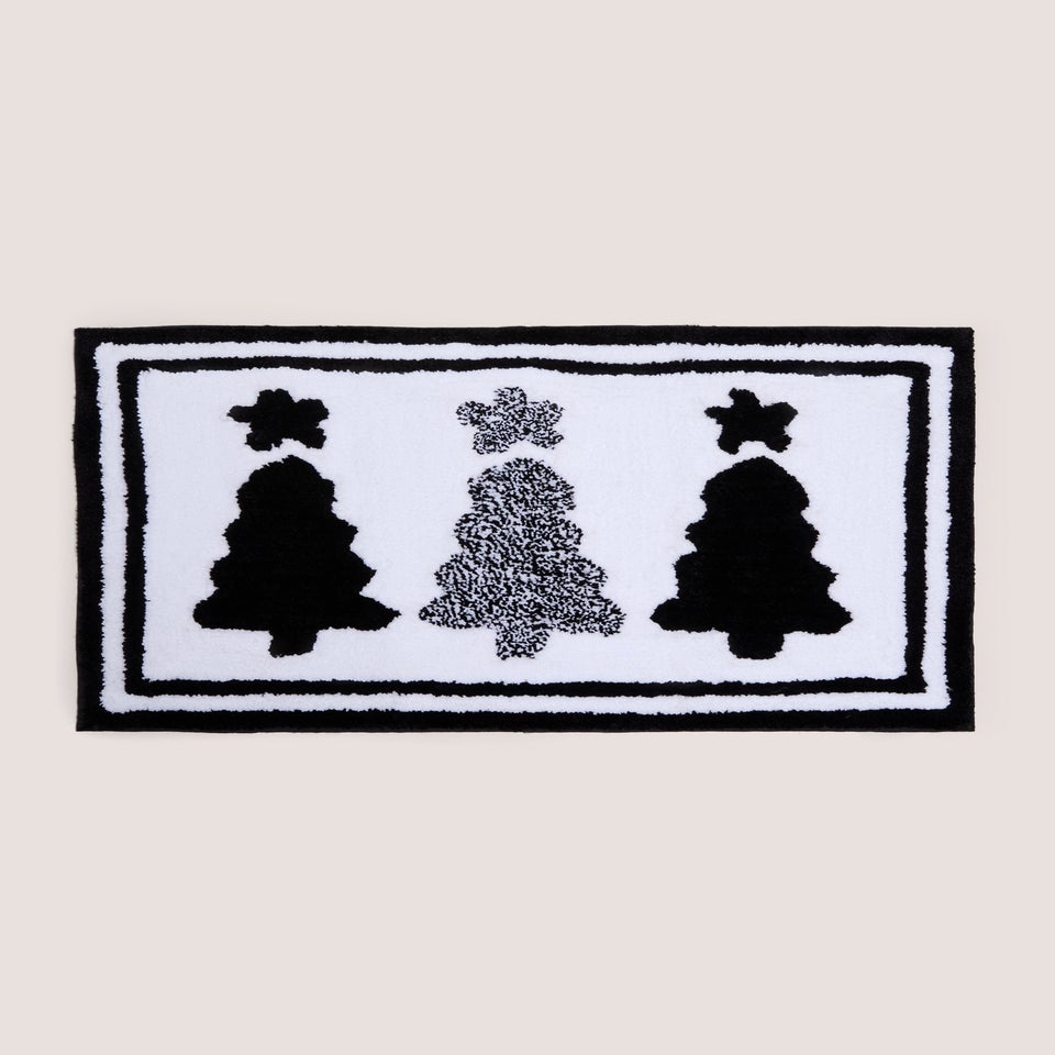 Black Christmas Tree Bathmat