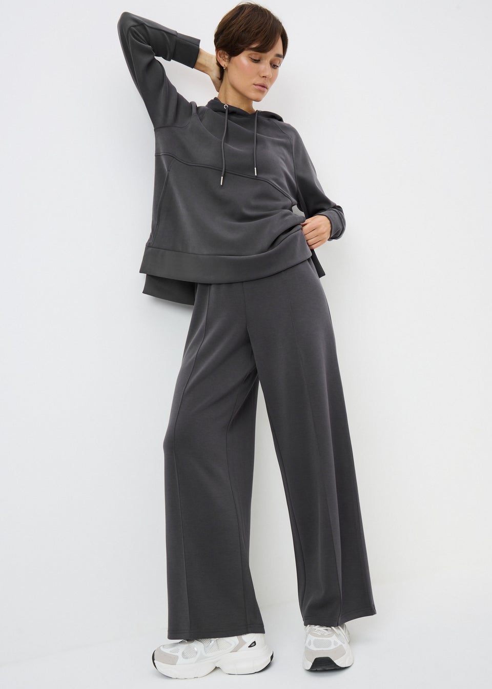Souluxe Grey Wide Leg Jogging Bottoms