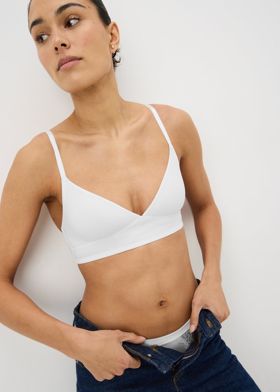 White Smooth Non Wired Bra