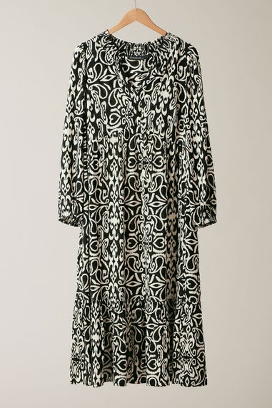 Evans Curve Black & White Abstract Print Tiered Midi Dress