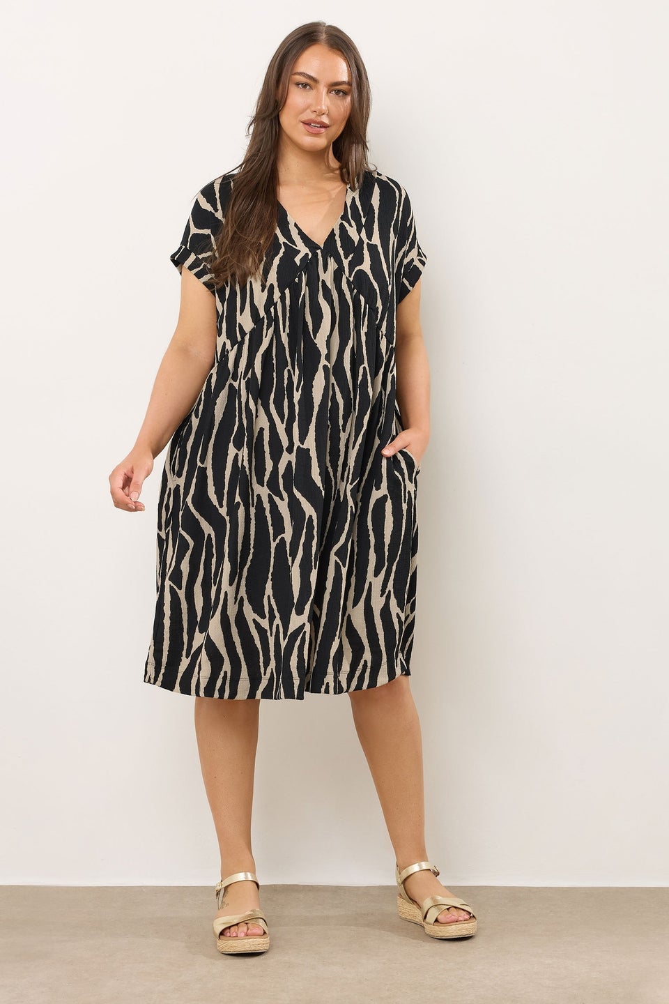 Evans Curve Black Abstract Print Jersey Crepe Dress
