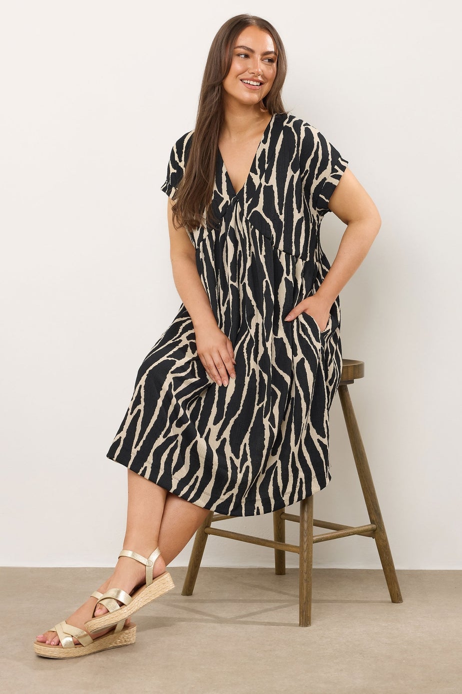 Evans Curve Black Abstract Print Jersey Crepe Dress
